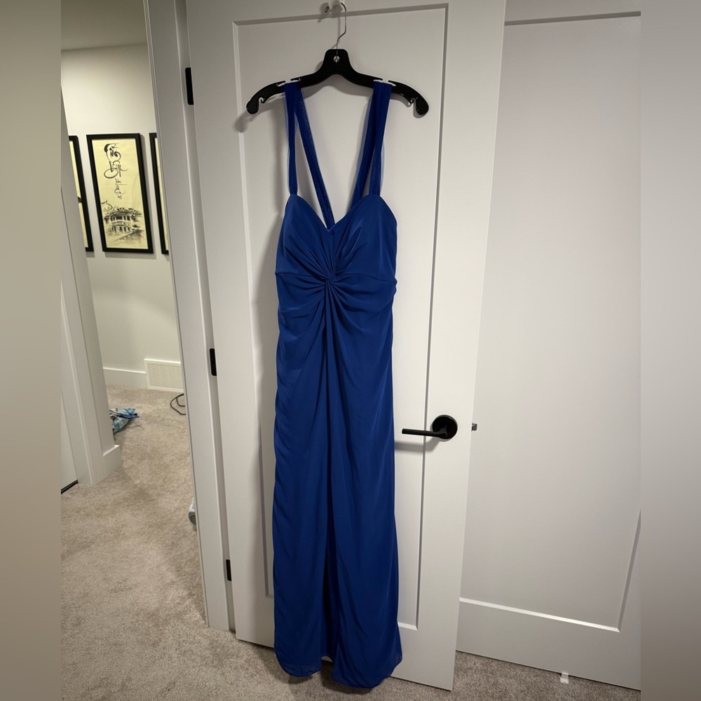 Elegant Blue Evening Gown